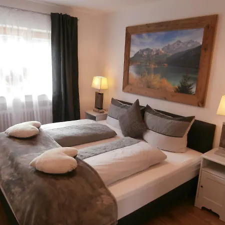 Anna Apartment *